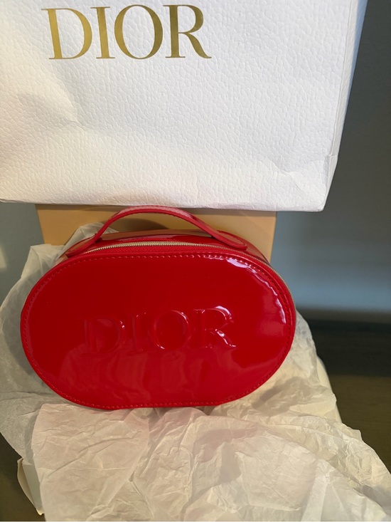 Dior Handbags - Dior beauty Red Patent Oval Top-Handle makeup bag!!❤️❤️